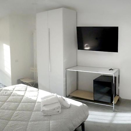 La Fiera Guesthouse Fiumicino Ngoại thất bức ảnh
